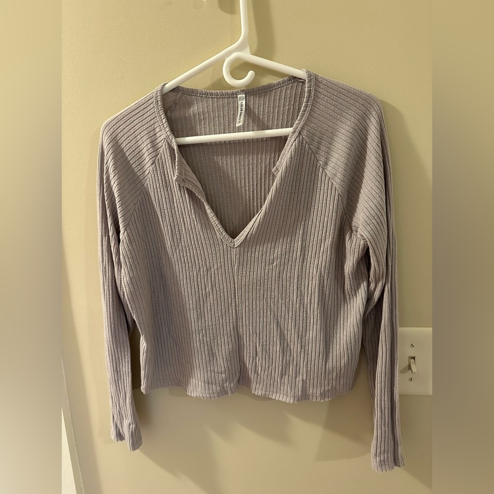 Lulus long sleeve light purple top